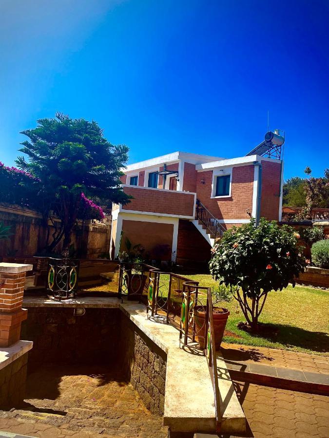 Appartements D'Hotes Marciloui Antsirabe Ngoại thất bức ảnh