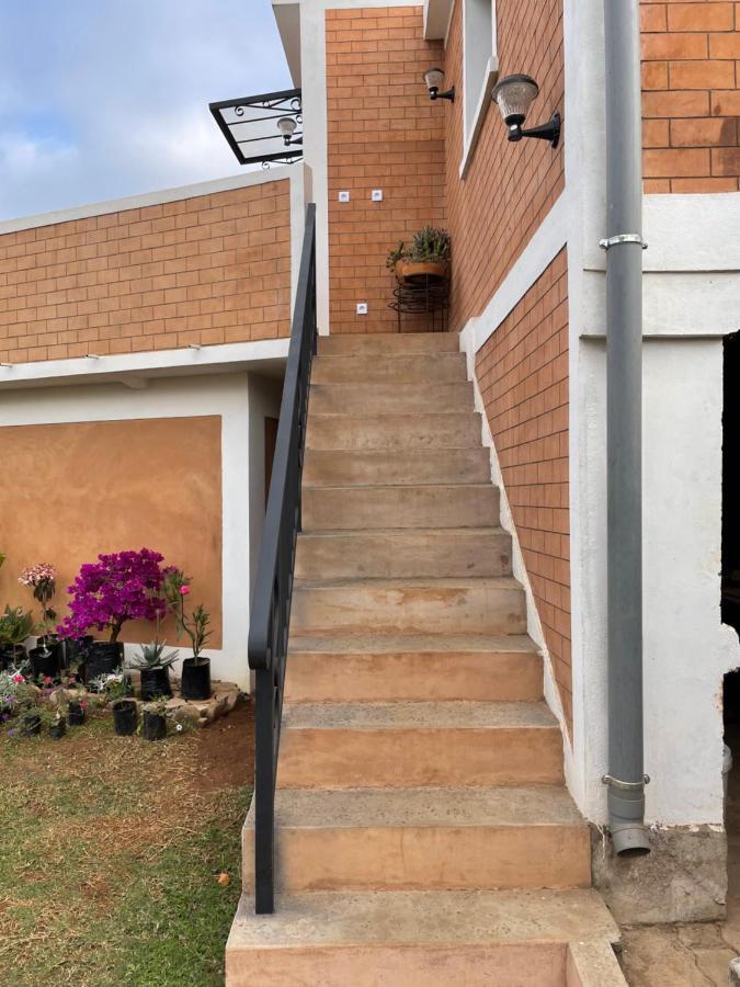 Appartements D'Hotes Marciloui Antsirabe Ngoại thất bức ảnh