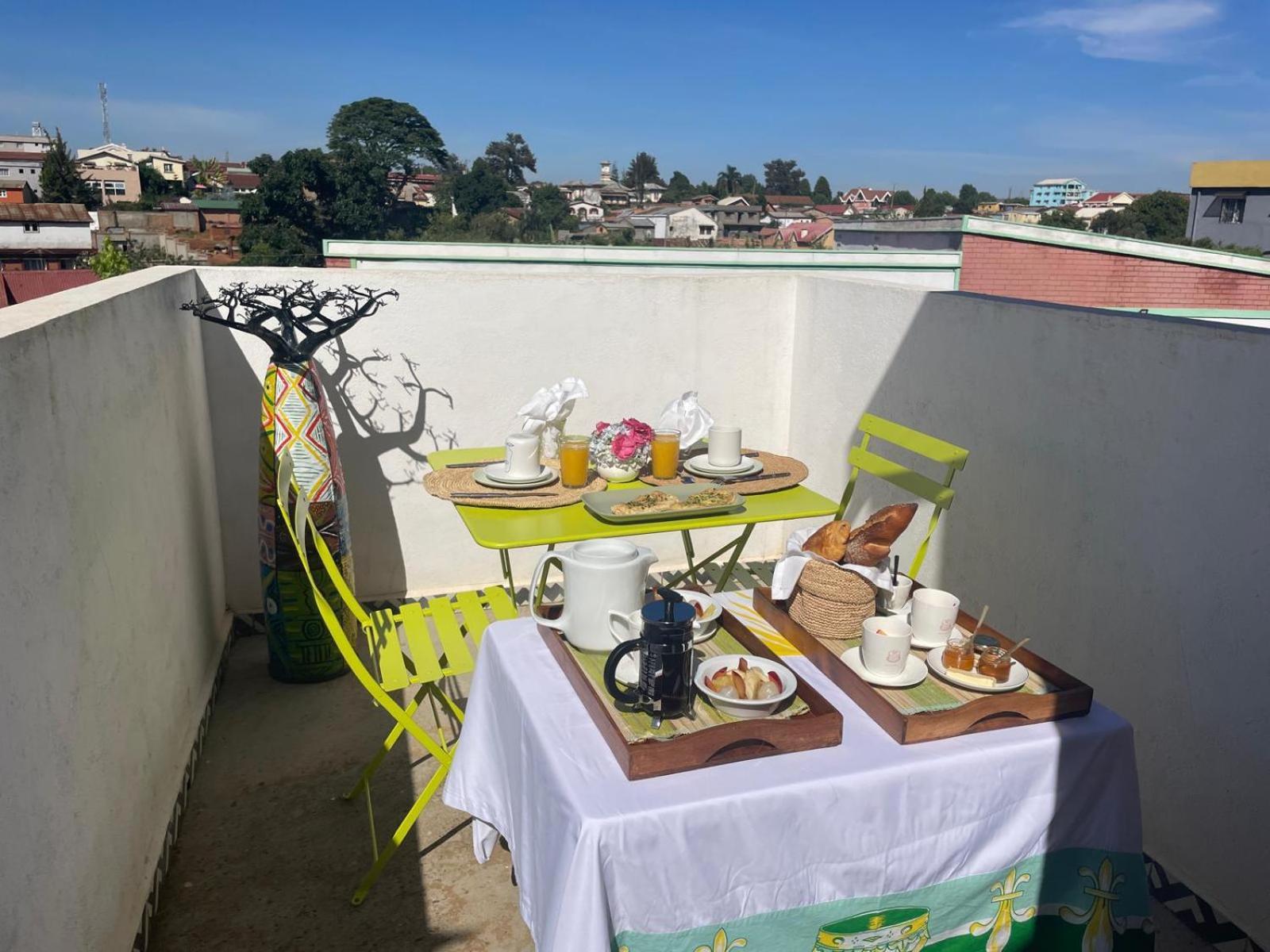 Appartements D'Hotes Marciloui Antsirabe Ngoại thất bức ảnh