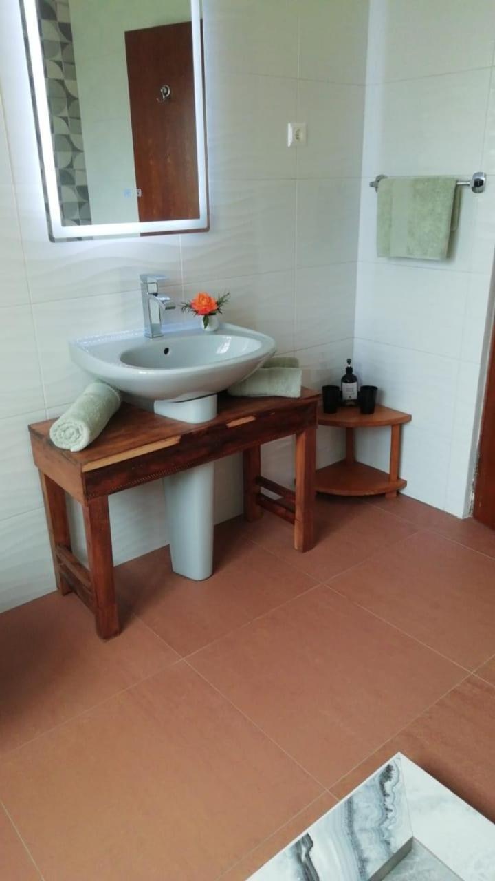 Appartements D'Hotes Marciloui Antsirabe Ngoại thất bức ảnh