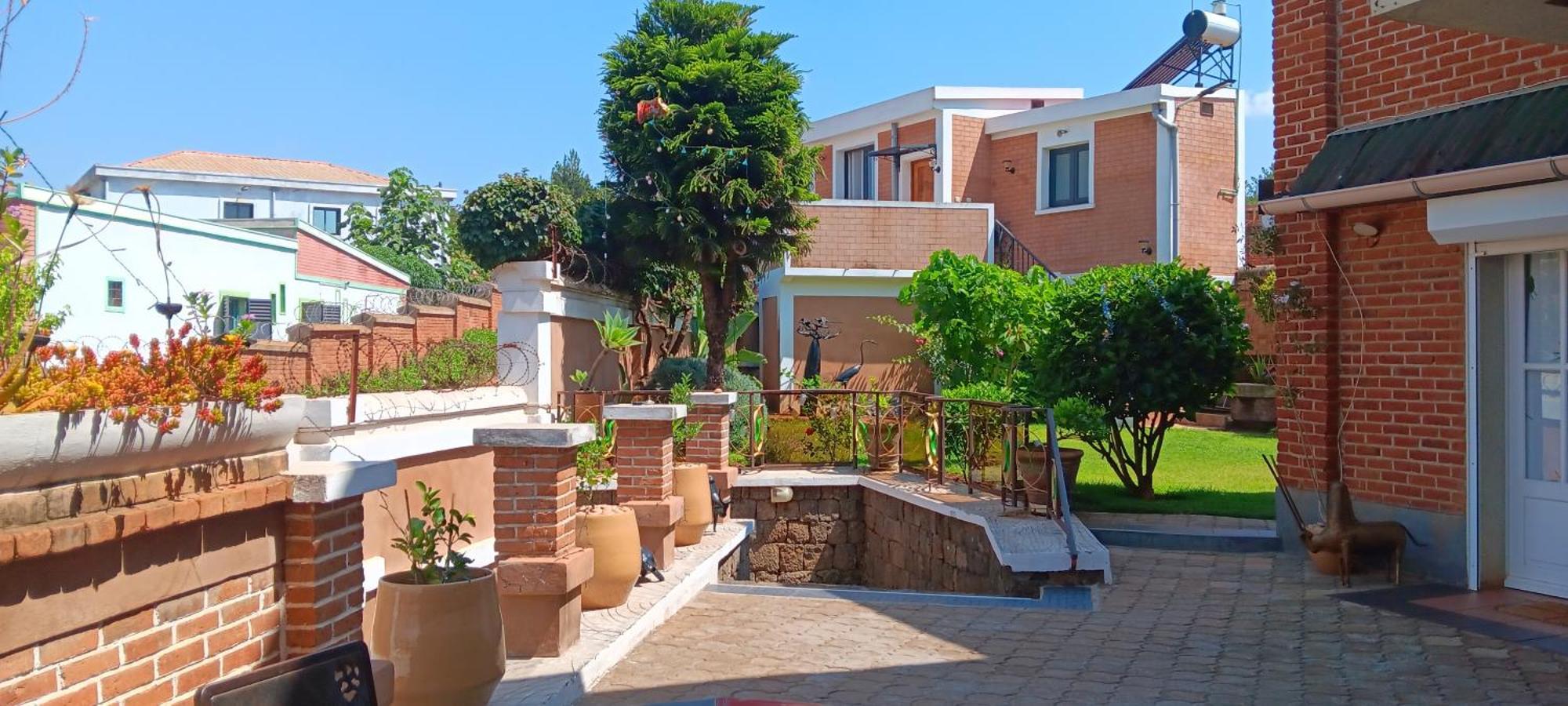Appartements D'Hotes Marciloui Antsirabe Ngoại thất bức ảnh