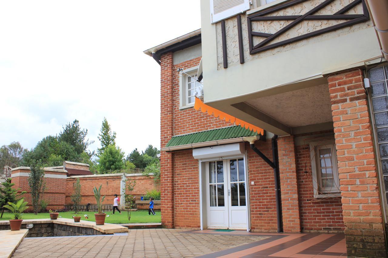 Appartements D'Hotes Marciloui Antsirabe Ngoại thất bức ảnh